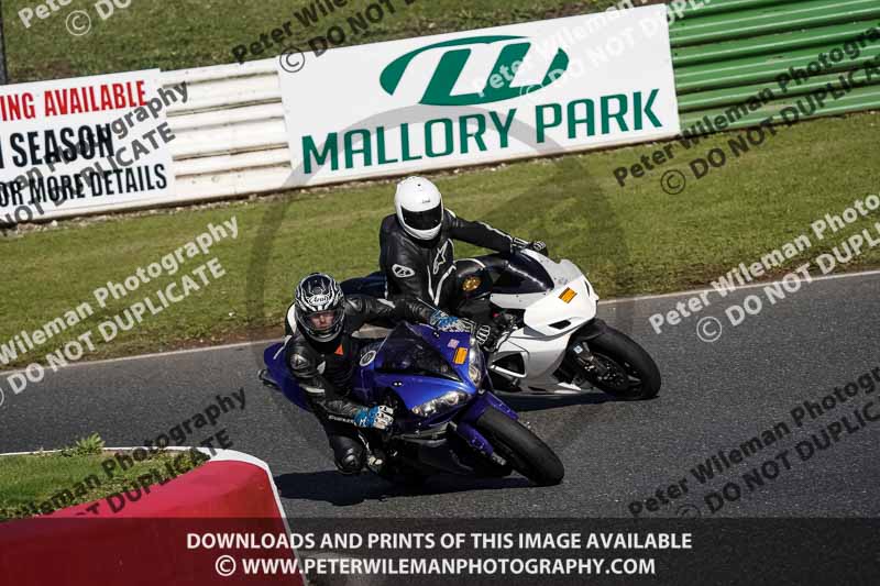 enduro digital images;event digital images;eventdigitalimages;mallory park;mallory park photographs;mallory park trackday;mallory park trackday photographs;no limits trackdays;peter wileman photography;racing digital images;trackday digital images;trackday photos